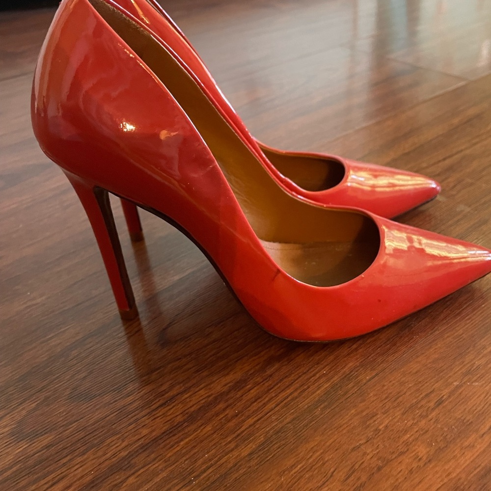 Schutz Caiolea Pumps patent leather 
Red size 7.5